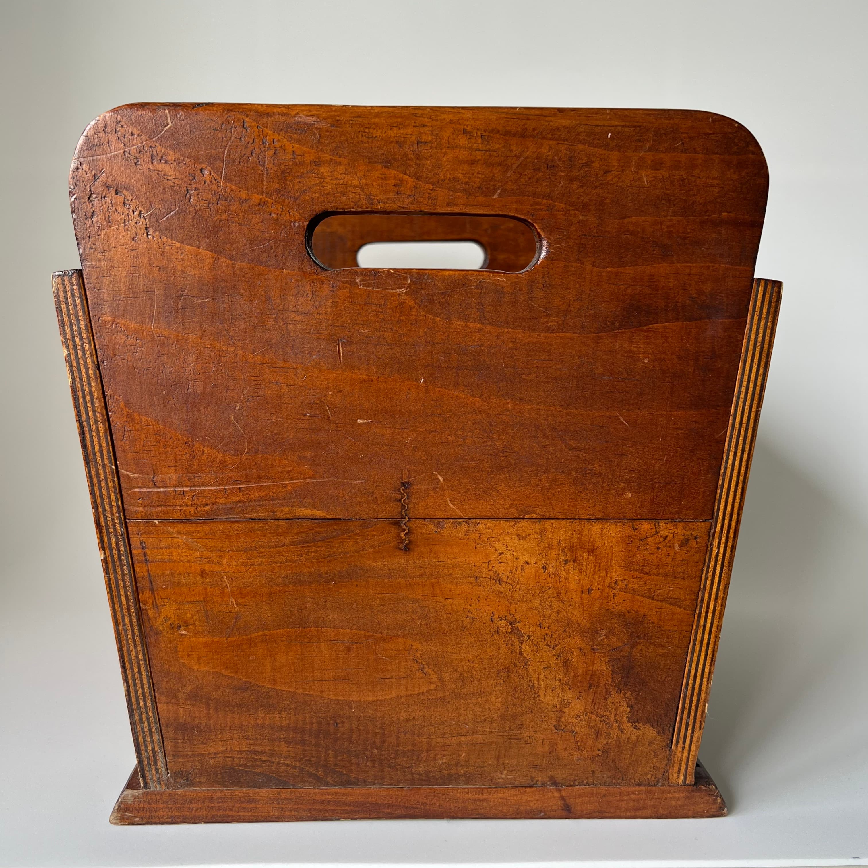 Mid-Century Style Wooden Magazine Rack detail 6