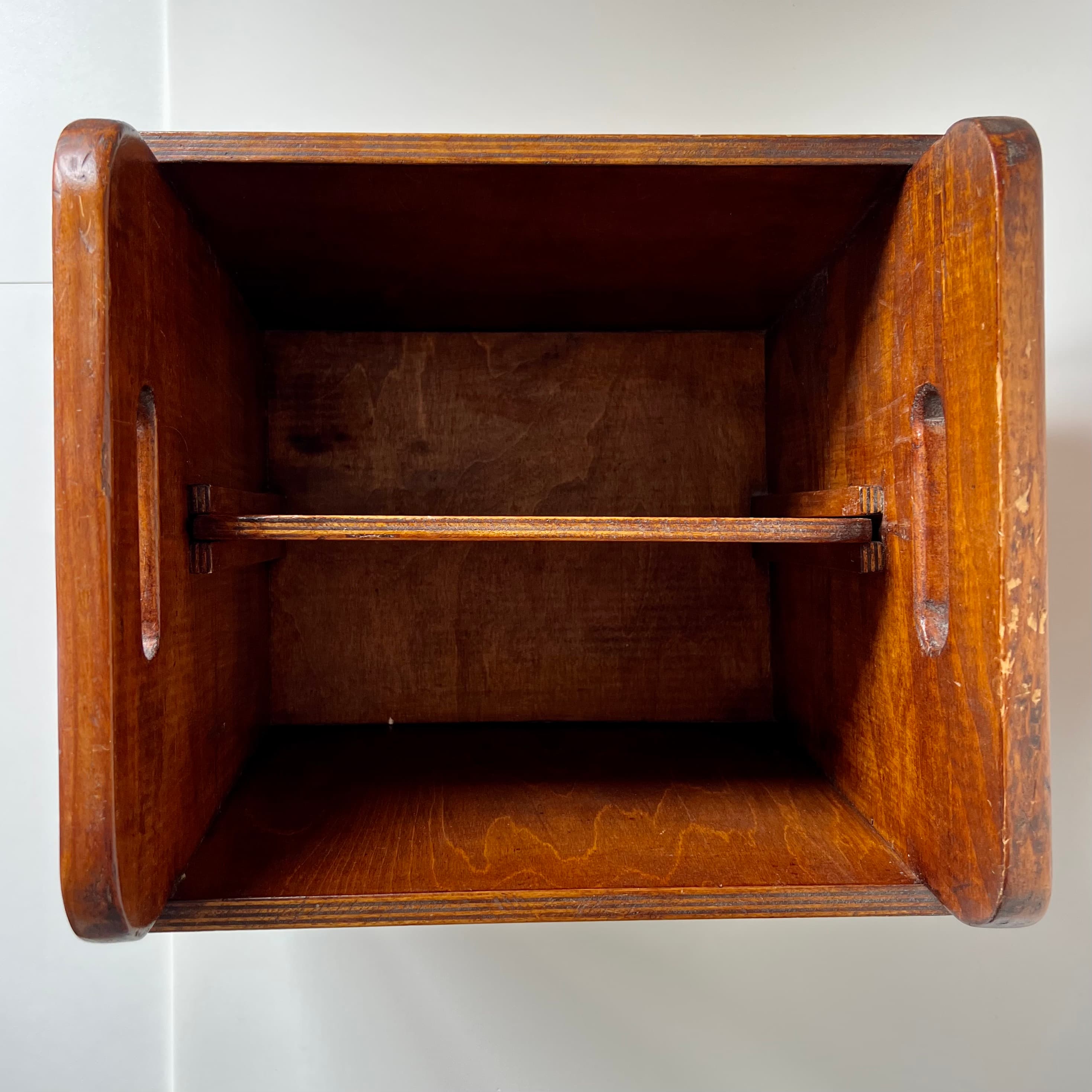 Mid-Century Style Wooden Magazine Rack detail 7