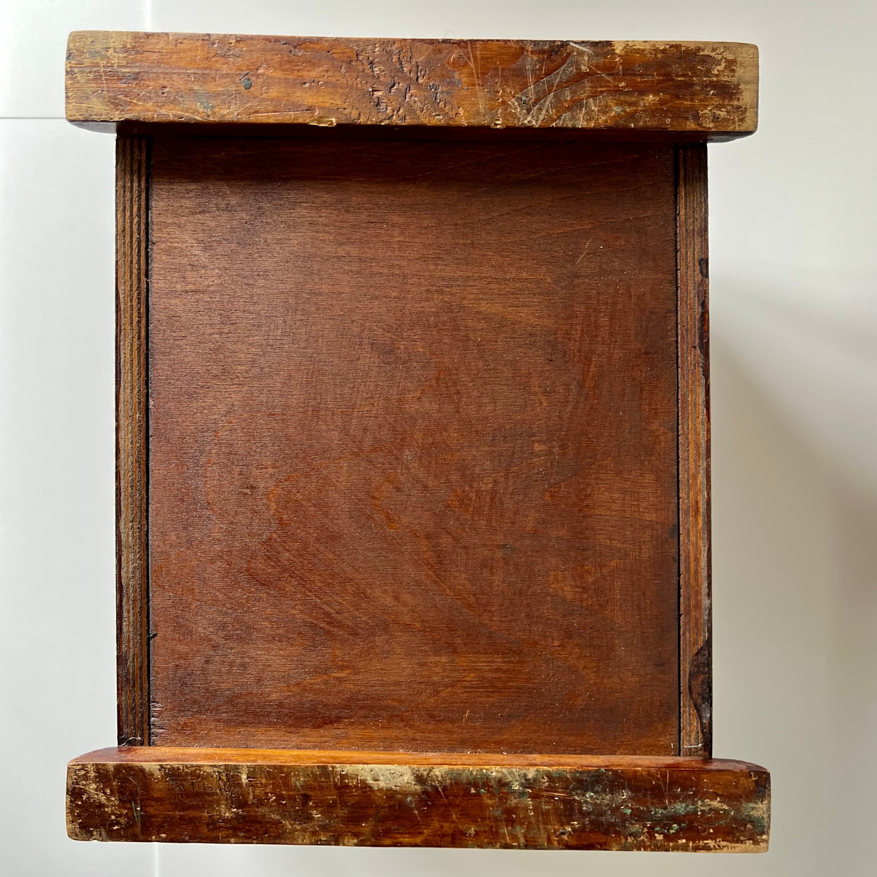 Mid-Century Style Wooden Magazine Rack detail 9