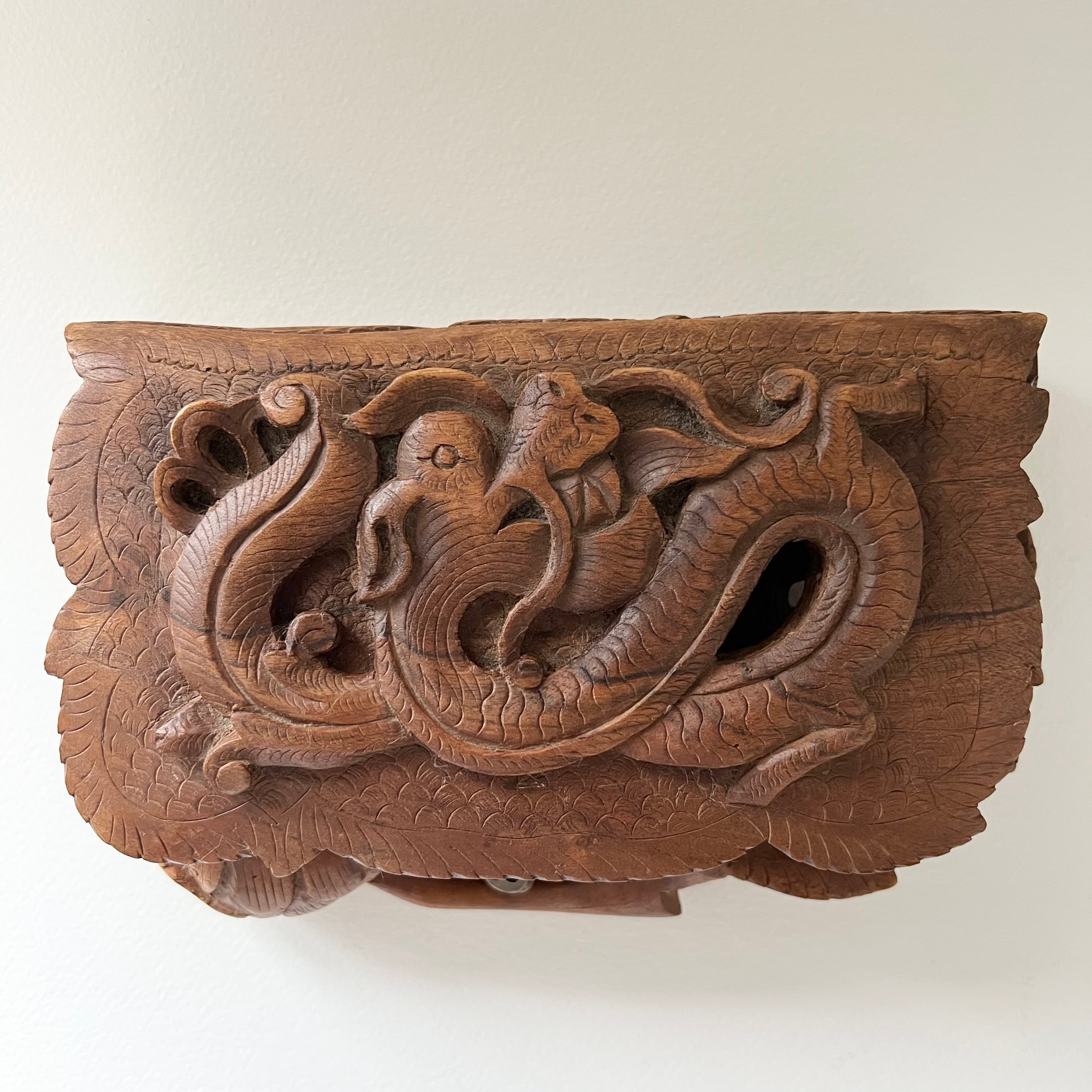 Vintage Hand-Carved Dragon Wood Jewellery Box detail 2