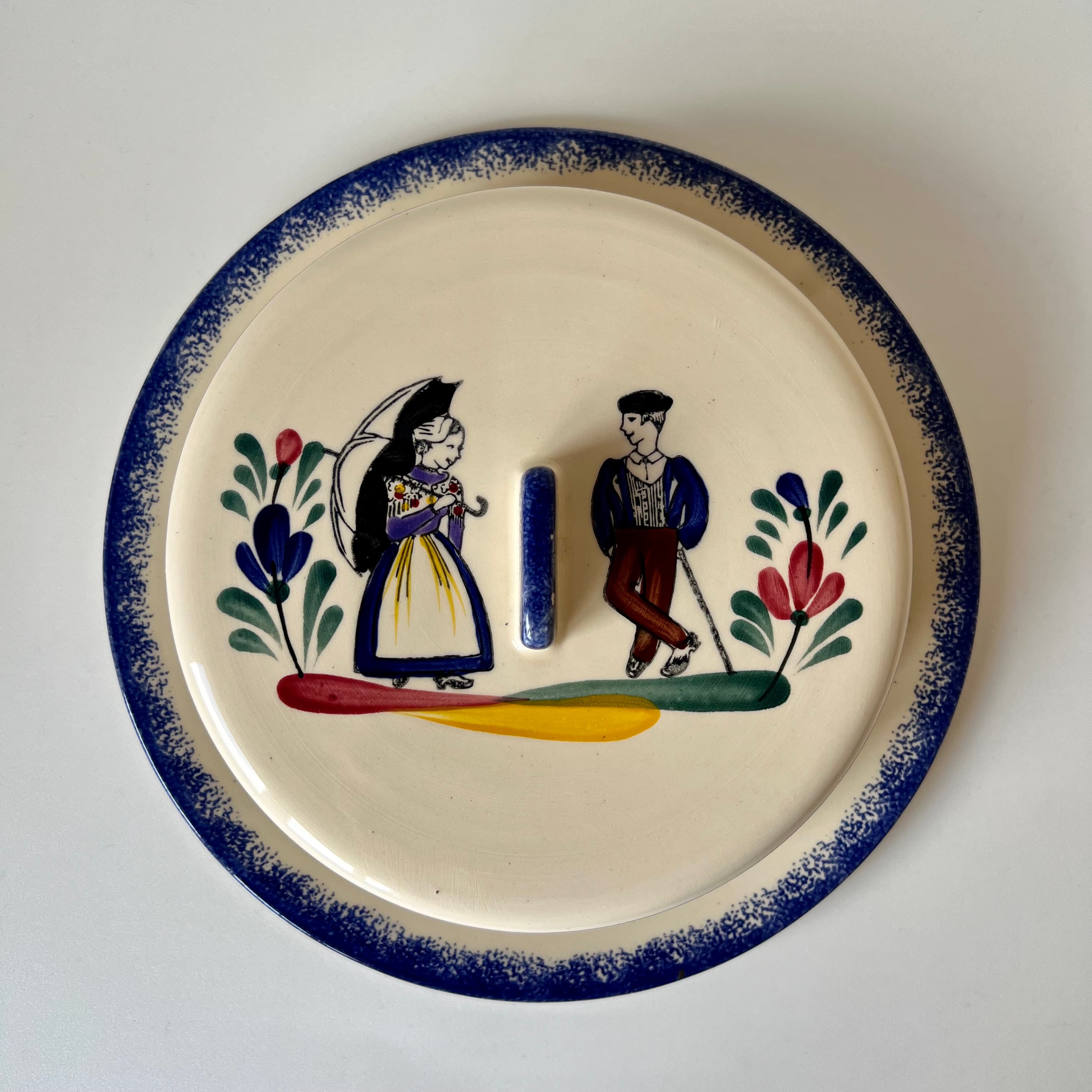 Vintage Lidded Serving Dish with French Folk Art Decoration detail 1