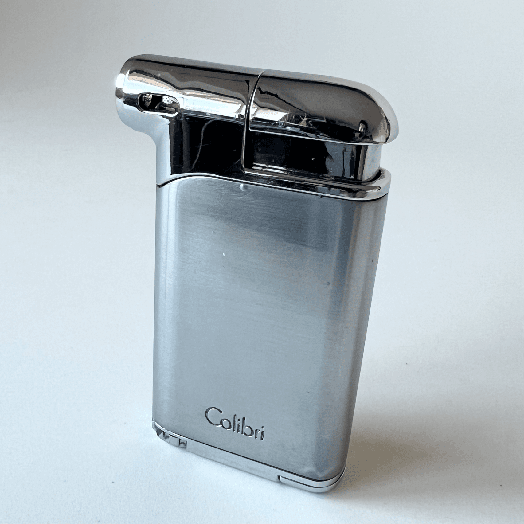 Vintage Chrome Colibri Butane Lighter with Original Box detail 1