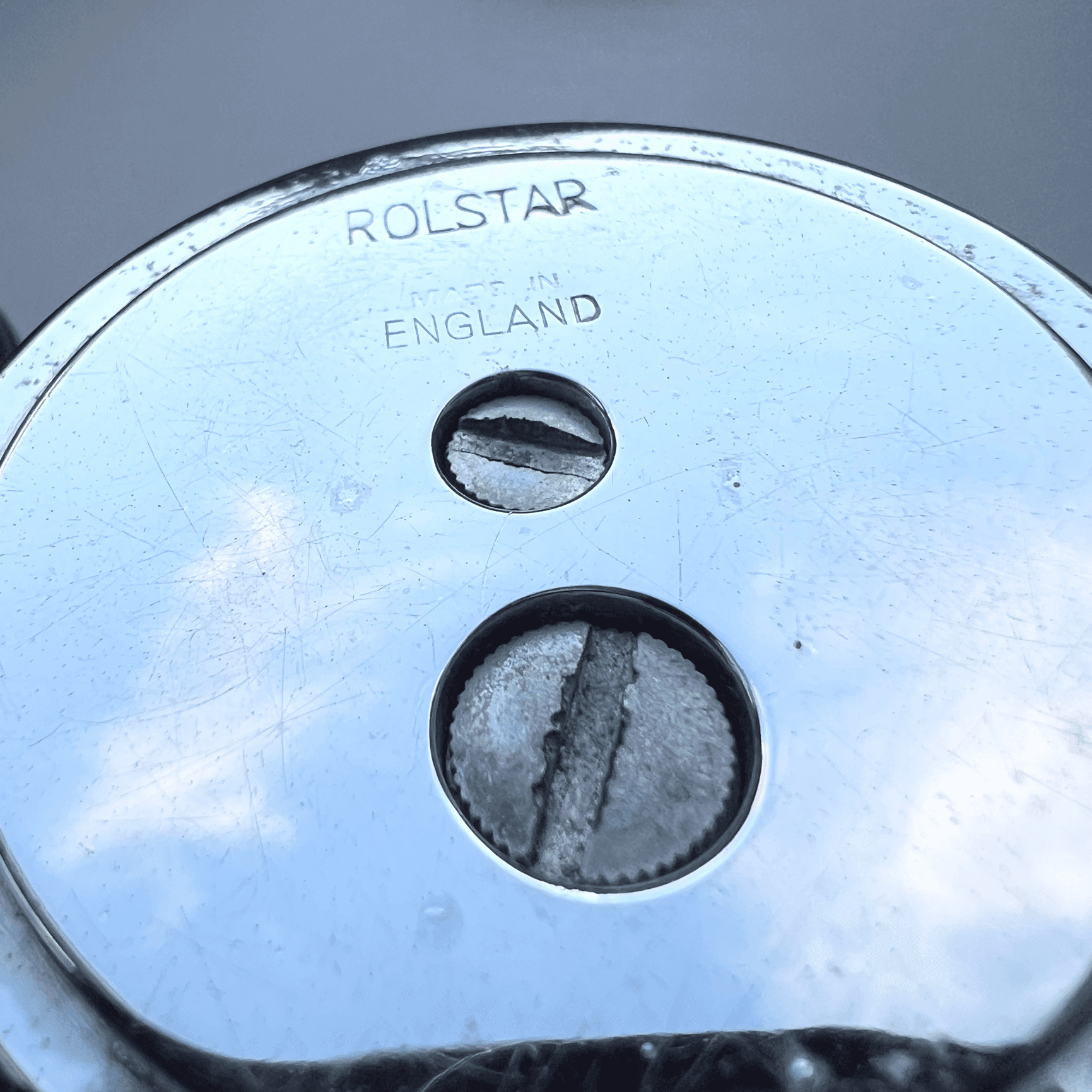 Vintage Rolstar Table Lighter with B.I. Callenders Inscription detail 3
